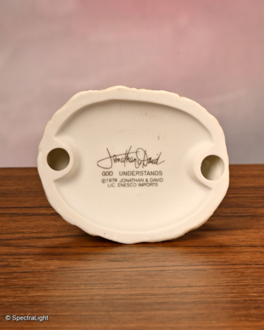 God-Understands - Precious Moments figurines – One of the original 21