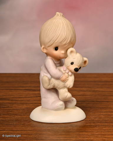 Jesus-Loves-Me (Boy) - Precious Moments figurines – One of the original 21